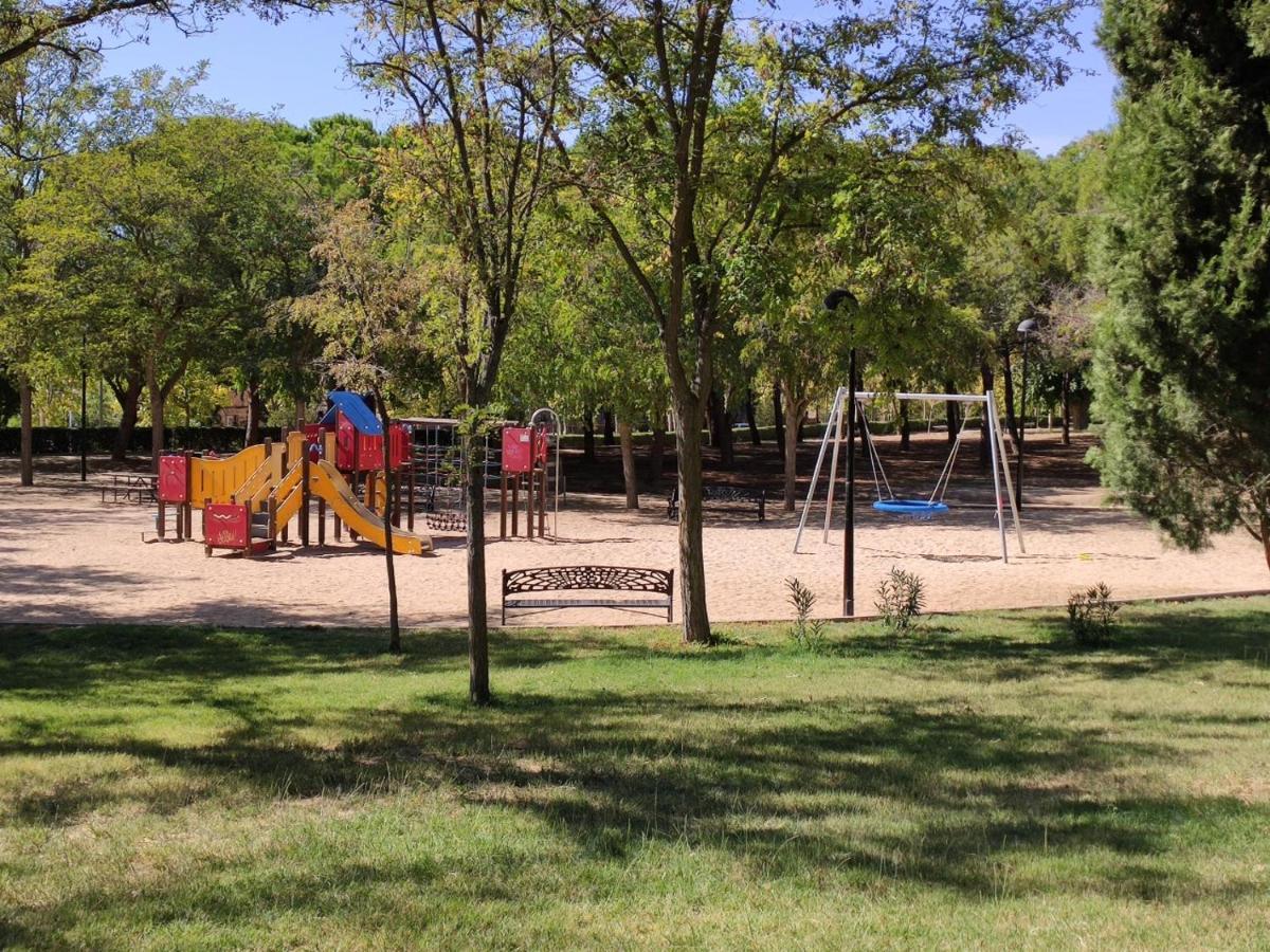 Apartamento Rosa Park Toledo Bagian luar foto